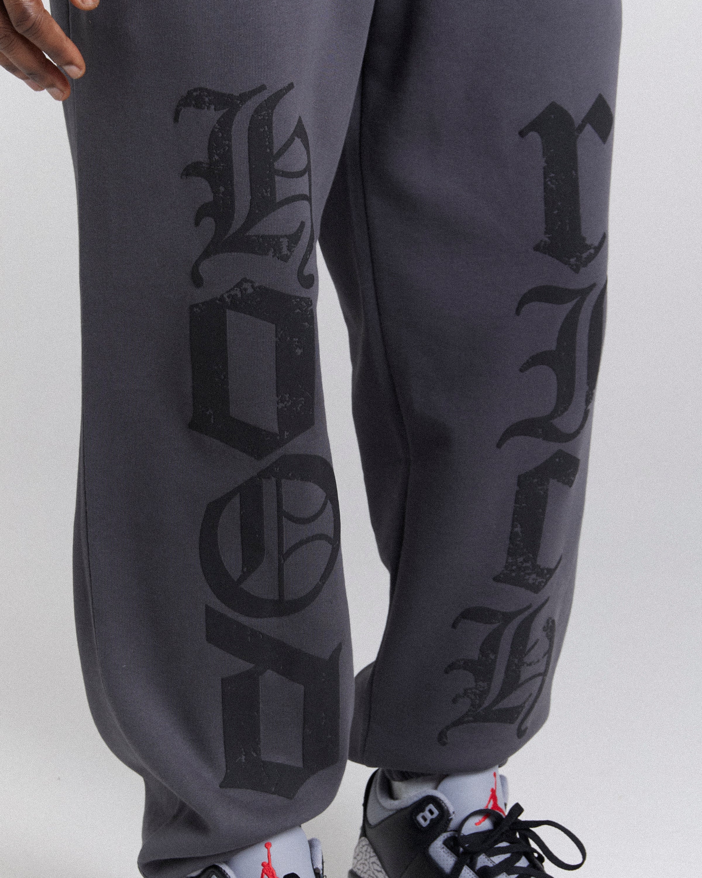 Crown Oversized Jogger - Grey/Black/Red - Image 5