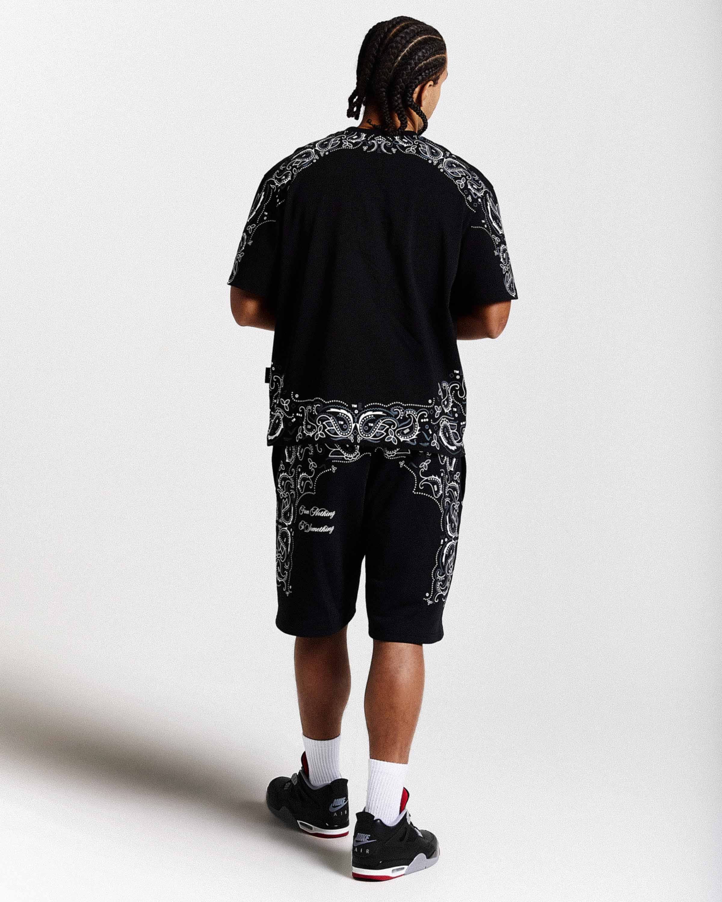Motif Oversized Shorts - Black/White/Grey - Image 6