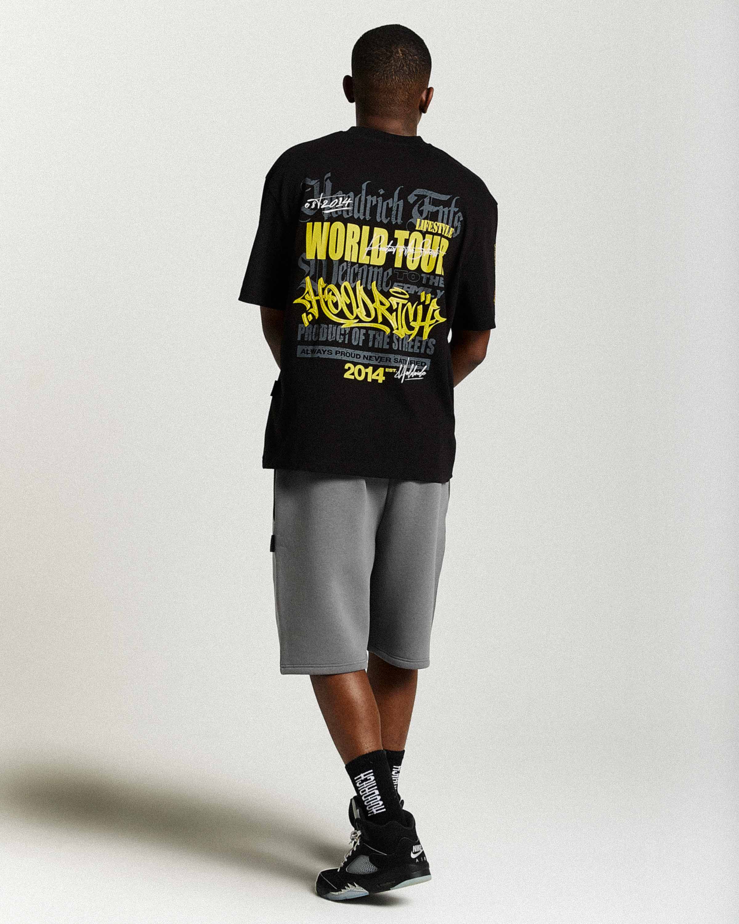 Stamp Tour Oversized Shorts - Grey/Black/Yellow - Image 7