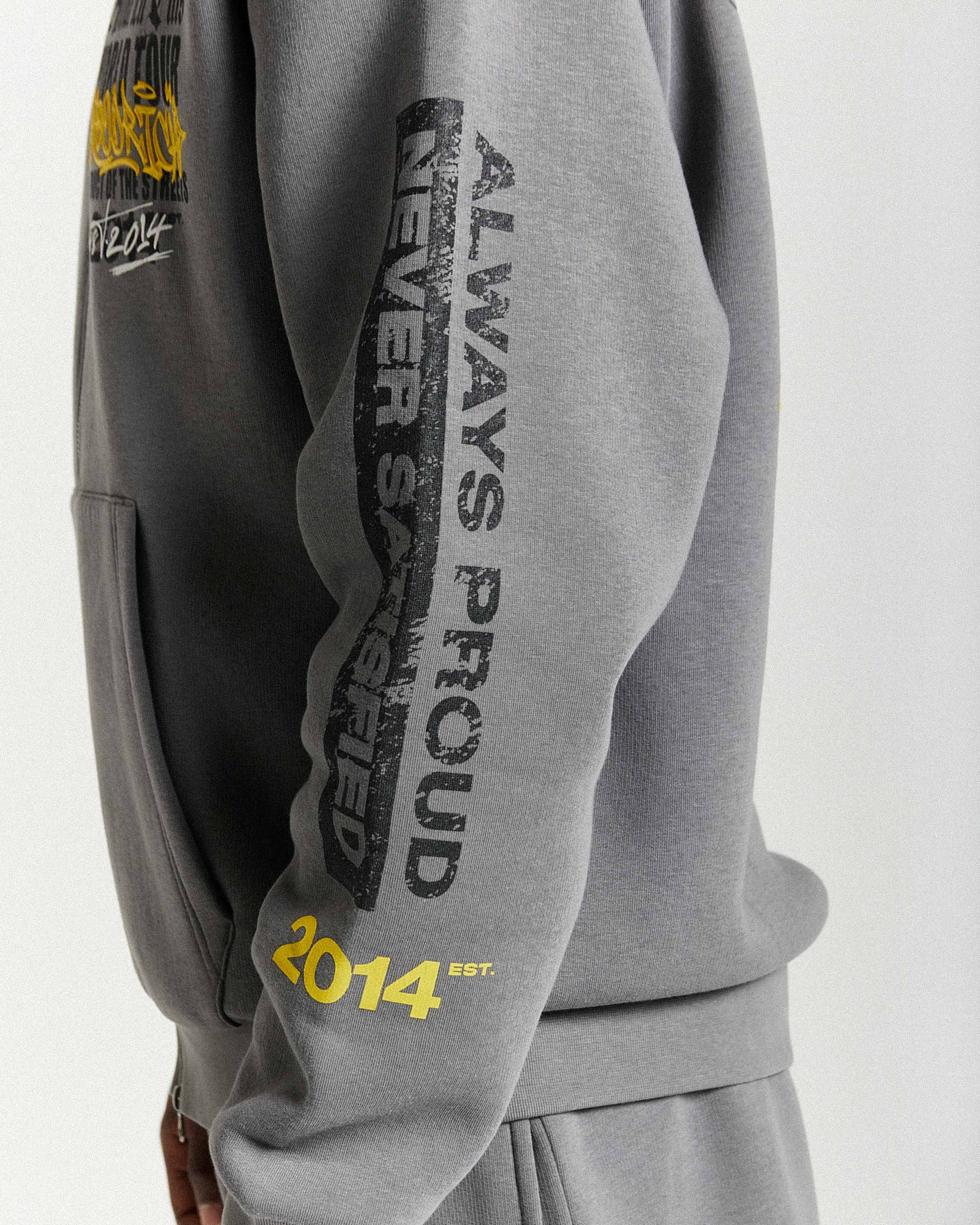 Stamp Tour Oversized Zip Hoodie - Grey/Black/Yellow - Image 6