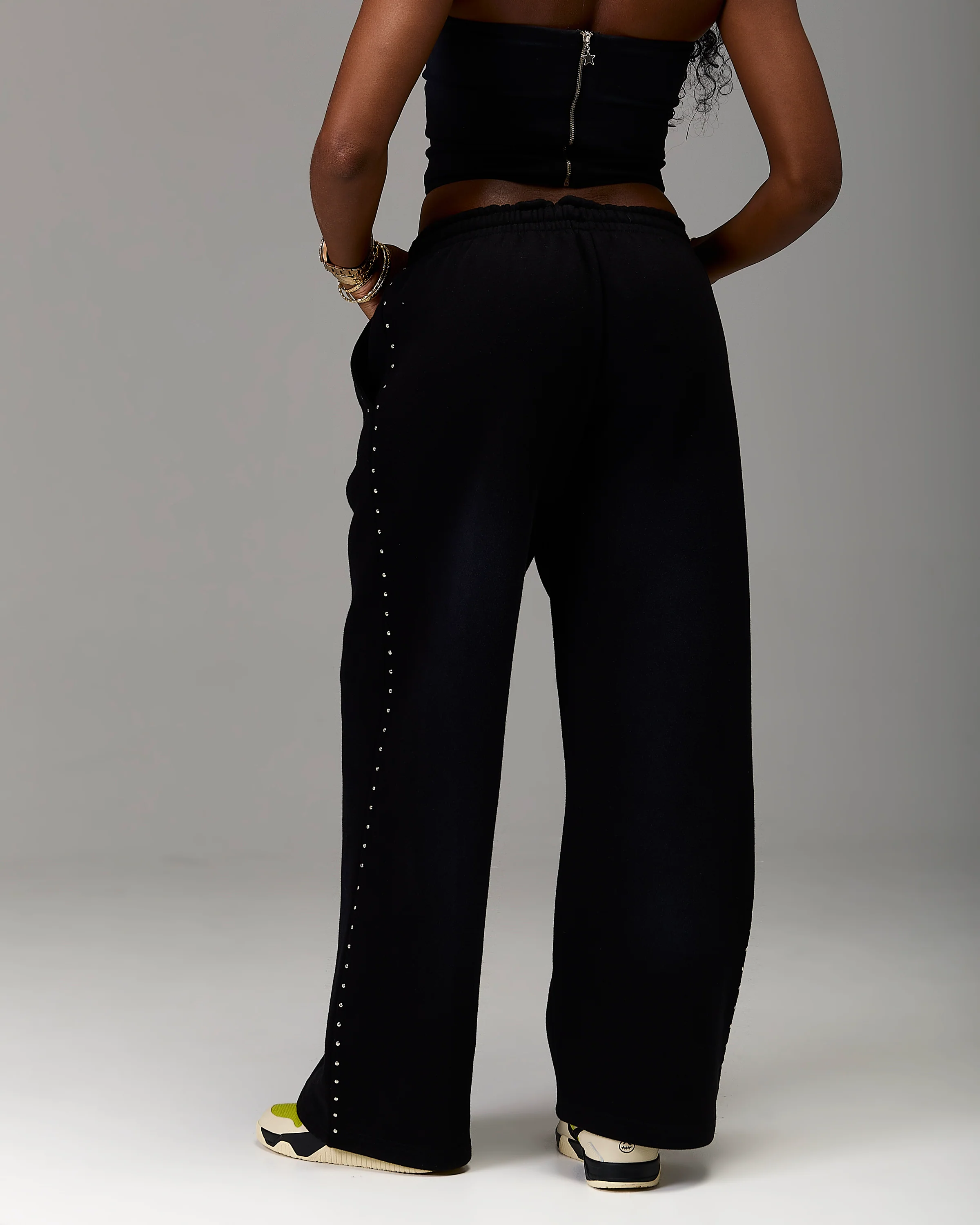 The Winner's Circle Aspen Wide Leg Joggers - Black - Image 12